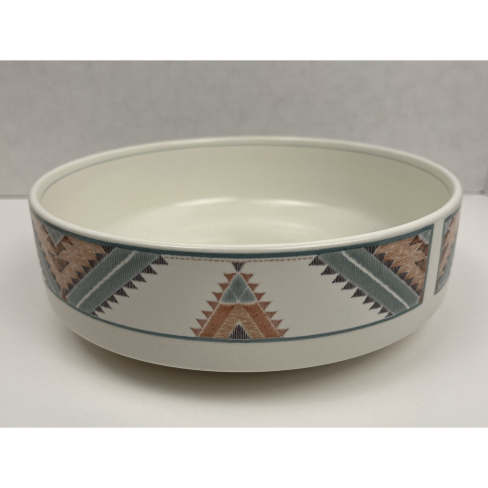 Mikasa Intaglio Santa Fe Round Dinnerware Vegetable Bowl Serving Dish Southwest